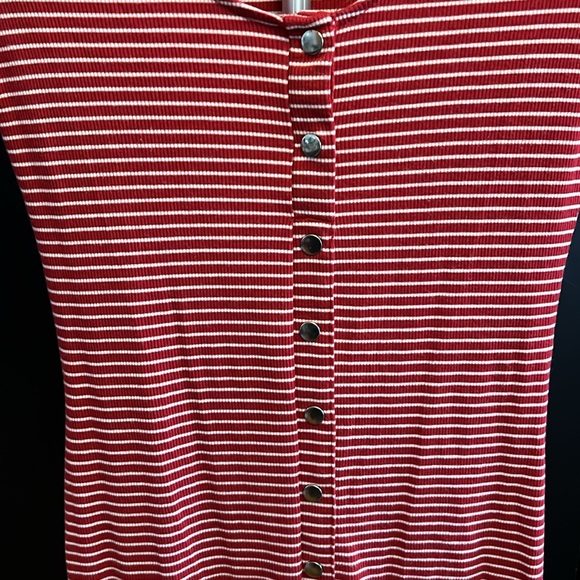 Gorgeous stripped summer dress - Picture 2 of 4